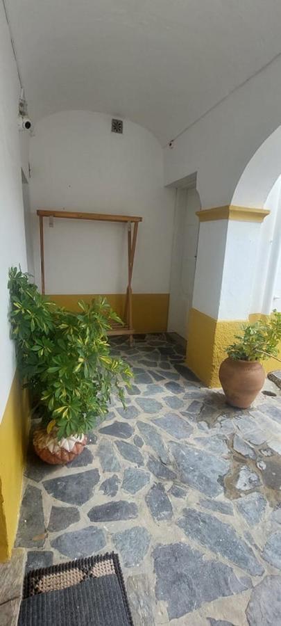 Guesthouse Da Vila มอโรง ภายนอก รูปภาพ